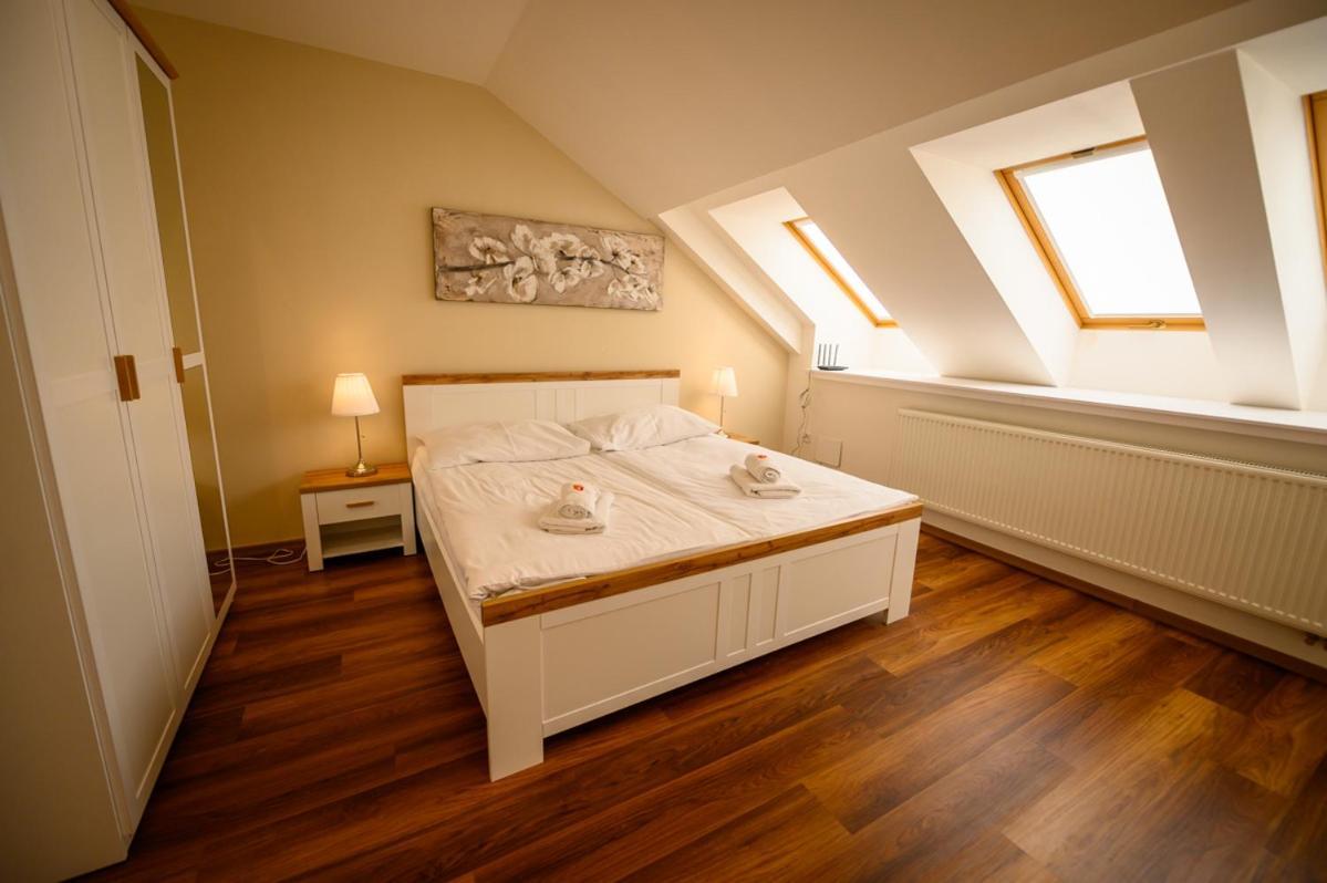 Apartman U Krale - 2 ยีชิน ภายนอก รูปภาพ