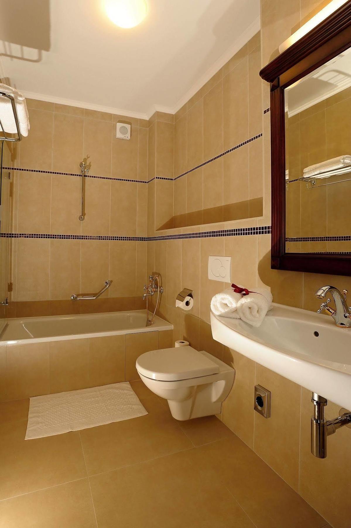 Apartman U Krale - 2 ยีชิน ภายนอก รูปภาพ