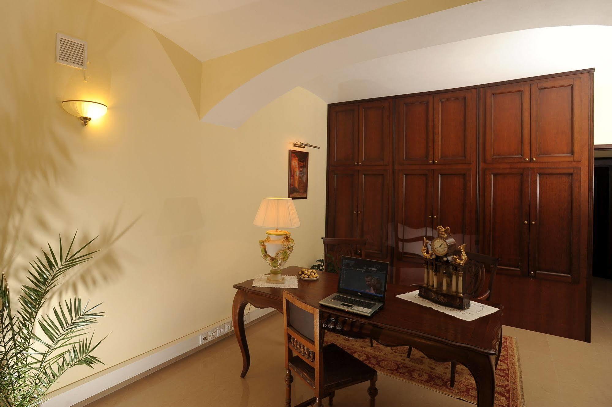 Apartman U Krale - 2 ยีชิน ภายนอก รูปภาพ